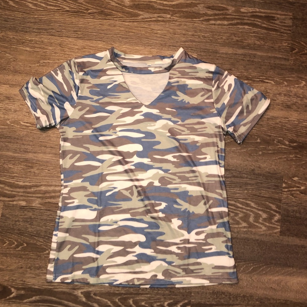 camo t-shirt